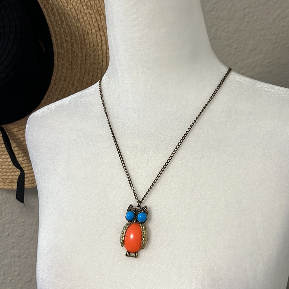 NWT! Owl Pendant Necklace Antique Bronze Colored Orange & Blue Owl